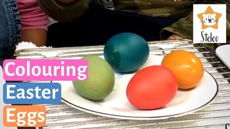 How to Dye Easter Eggs with Food Colouring