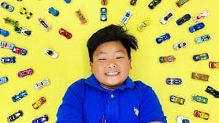 Alex and Wendy Race and Play with Hot Wheels Toy Cars Playsets