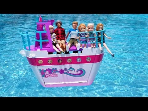 Cruise ship ! Elsa and Anna toddlers on the boat-Barbie is captain-vacation-pool-water fun